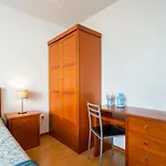 Host Wise - Bright Quiet Flats - Prime Location Appartamento