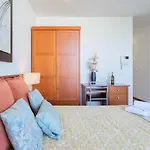 Host Wise - Bright Quiet Flats - Prime Location Oporto
