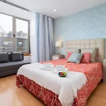 Host Wise - Bright Quiet Flats - Prime Location Appartamento
