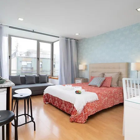 Host Wise - Bright Quiet Flats - Prime Location