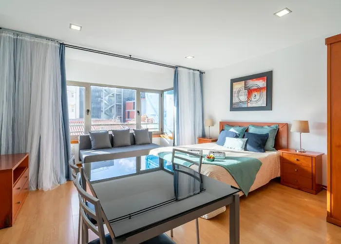 Host Wise - Bright Quiet Flats - Prime Location Lägenhet *