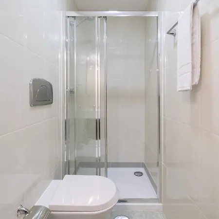 Host Wise - Bright Quiet Flats - Prime Location 아파트 포르투