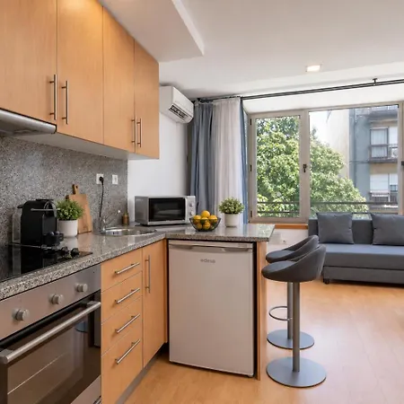 Magnolia - Bright Quiet Flats - Prime Location *