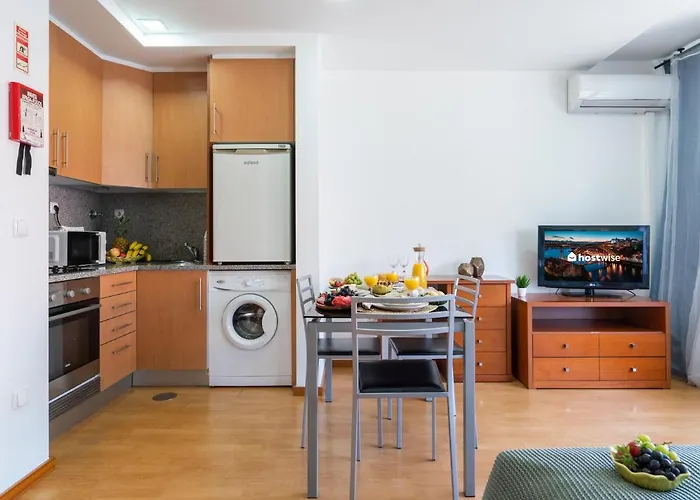 Host Wise - Bright Quiet Flats - Prime Location Apartament *