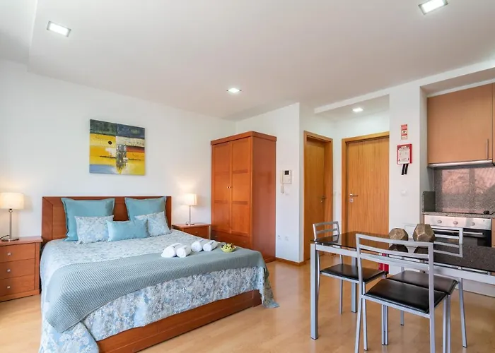 Host Wise - Bright Quiet Flats - Prime Location Apartament *