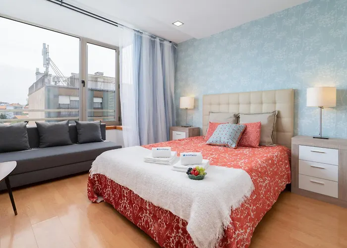 Host Wise - Bright Quiet Flats - Prime Location Lejlighed