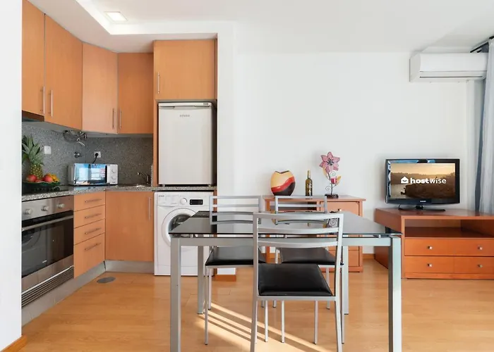 Host Wise - Bright Quiet Flats - Prime Location דירה פורטו